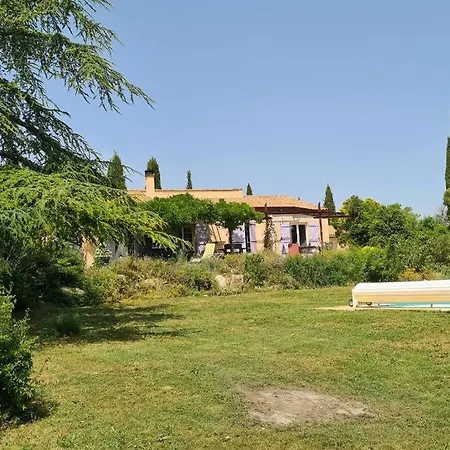 Grande Avec Piscine Villa